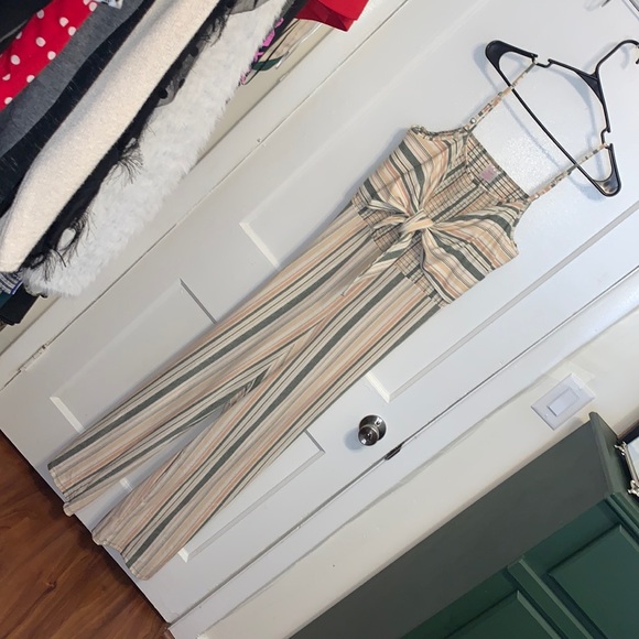 Jumpsuit open back - Picture 1 of 3